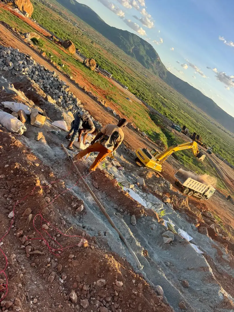 Site team at work as the day closes